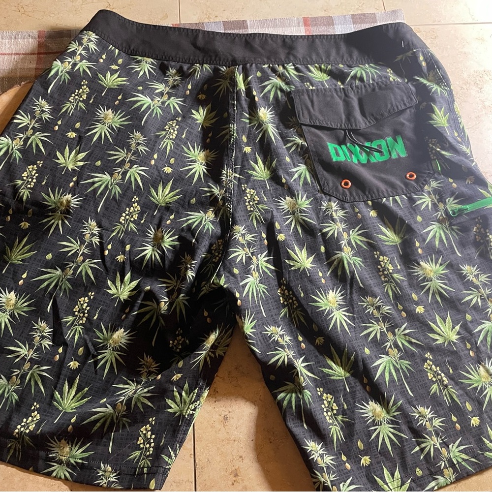 DIXXON Black and Green Leaf Pattern Shorts - Picture 4 of 4